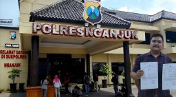 UU ITE Jadi Landasan,Bagaimana Garis Batas Ekspresi di Medsos, Anggota DPRD Nganjuk Laporkan Akun Tiktok