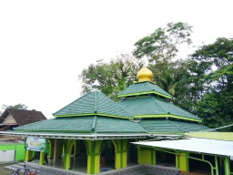 Masjid Iban Sirnoboyo, Bangunan Misterius yang Berdiri Sejak Tahun 1415
