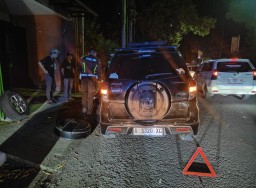 Bengkel Gratis Polres Nganjuk, Penyelamat Perjalanan Pemudik di Malam Hari, Begini Ceritanya