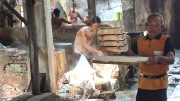 Dampak Perang Timur Tengah, Harga Kedelai Melonjak, Begini Keluh Kesah Produsen Tahu di Nganjuk