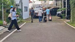 Tipikor Walikota Maidi, KPK Geledah Rumah Agung Tri Winarto, Sita Puluhan Kaos Pilkada dan HP