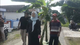 Protes Tanam Pisang di Jalan Berbuah Manis, Wakil Ketua DPRD Nganjuk Pastikan Rp 400 Juta Untuk Perbaikan