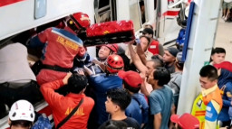 Tragedi Bekasi Timur, Berawal dari Taksi Tertemper, Berakhir Tabrakan KA dan KRL