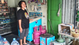 Gas Melon di Nganjuk Langka, Warga Harus Keliling Toko hingga Antar Desa