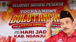 Semarakkan HUT ke-1089, Turnamen Bulutangkis Piala Ketua DPRD Nganjuk Digelar