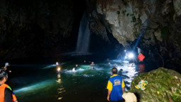 Tim SAR Lakukan Pencarian Pegawai Statistik Yogyakarta yang Tenggelam di Air Terjun Tembok Barak