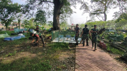 Hormati Jasa Pahlawan, Kodim 0810 Nganjuk Gelar Karya Bakti di Makam Marsinah