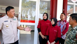 Kang Marhaen Dorong KDMP Berbisnis Modern, Jemput Bola & Online