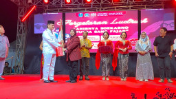Pergelaran Ludruk di Jombang, Wiwin Sumrambah Ajak Warga Rawat Warisan Budaya Lewat Kisah Bung Karno