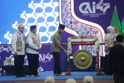 Kunjungan ke Jombang, Gibran Dorong Santri Siapkan Diri Hadapi Bonus Demografi lewat Penguatan Karakter