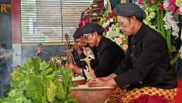 Sakralnya Jamasan Pusaka Desa Ngliman dan Tradisi Siraman Sedudo Nganjuk Diwacanakan Masuk Event Pariwisata Jatim 