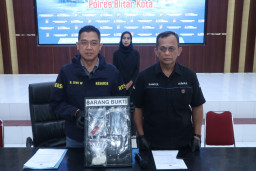 Wanita yang Selundupkan 624 Pil Koplo via Organ Intim ke Lapas Blitar, Terancam 12 Tahun Penjara