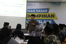Cetak Pemimpin Masa Depan, BEM UNESA Bersama GenZI dan DMI Jatim Gelar Pelatihan Dakwah Digital