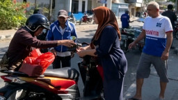 Sentuhan Humanis Advokat Muda Nganjuk, Anang Law Office Rutin Tebar Kebaikan Lewat 'Jumat Berkah' di Kertosono