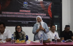 Tangkis Dampak Kemarau Panjang, Wiwin Sumrambah Ajak Warga Jombang Tanam Kebutuhan Pangan
