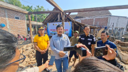 Lewati Verifikasi Ketat Biar Tepat Sasaran, PWI dan Polres Nganjuk Bedah Rumah Warga Garas Bagor 