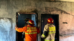 Gara-Gara Puntung Rokok, Rumah Kosong di Tanjunganom  Nyaris Rata dengan Tanah