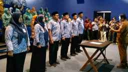 Sinergi Kuatkan SDM, Kang Marhaen Kukuhkan Pengurus IPeKB Nganjuk 2026–2030