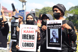 Puluhan Jurnalis Malang Raya Turun ke Jalan, Desak Presiden Tarik Pernyataan "Londo Ireng"