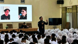 MPLS, Diskominfo Nganjuk Bekali Siswa SMKN 1 Kertosono Biar Nggak Terjebak Pinjol dan Judol