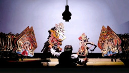 Penuhi Nazar Pribadi, H. Jumadi Sukseskan Tradisi Nyadran Desa Putukrejo Lewat Pagelaran Wayang Kulit