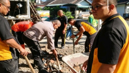 Polres Blitar Peringati Hari Bhayangkara ke-80 Lewat Bakti Religi Bersihkan Tempat Ibadah