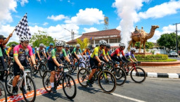 Ratusan Cyclist dari 7 Negara Guncang Madiun–Ponorogo di Ajang KAI Ngebel KOM 2026
