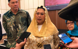 Dubes Australia Ziarah ke Makam Gus Dur, Yenny Wahid Serukan Muktamar NU Kembali Ke Khittah