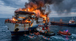 Update Tragedi KMP Mutiara Santosa 2 Terbakar, 218 Nyawa Selamat dari Laut Madura, 4 Korban Meninggal Dunia