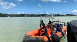 227 Selamat dan 5 Meninggal Berhasil Dievakuasi Sembilan Kapal