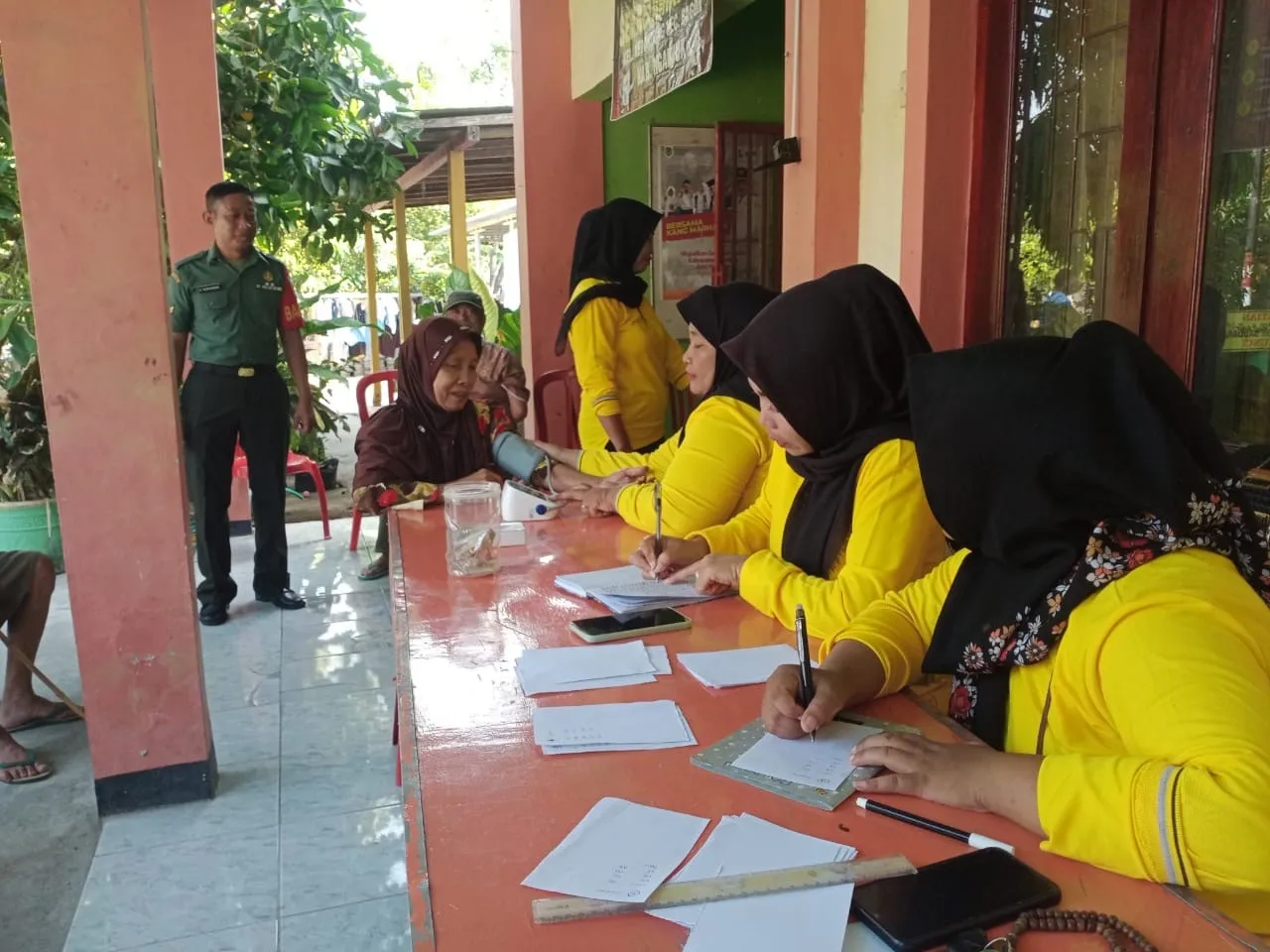 TNI Peduli Perkembangan Dan Kesehatan Lansia
