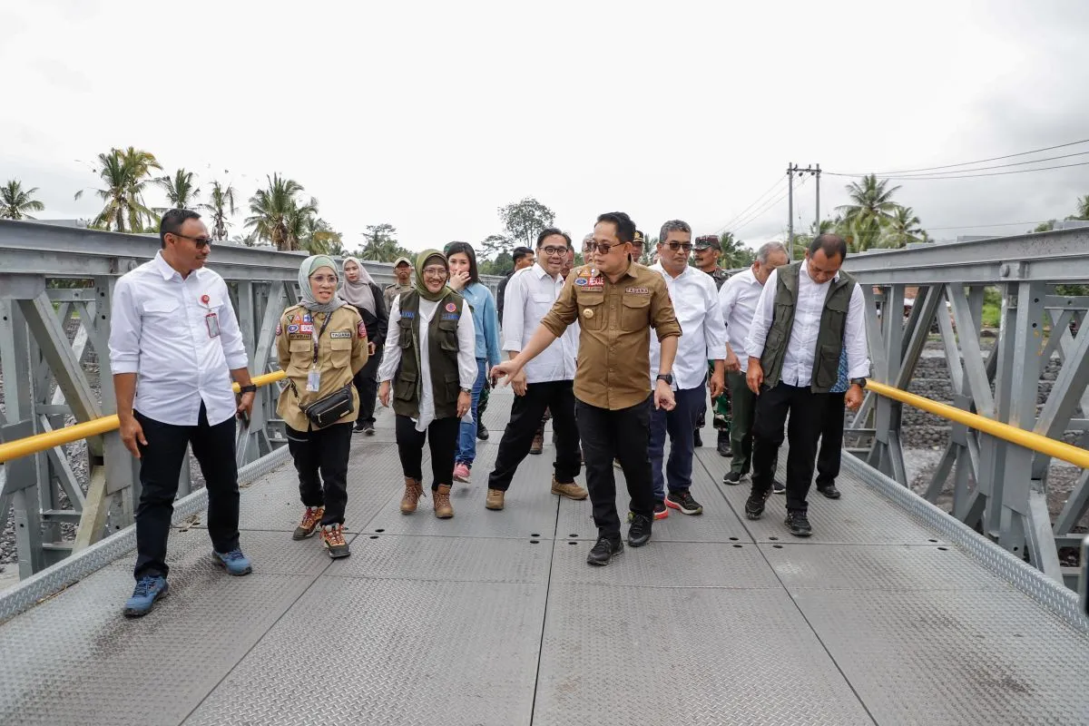 Adhy Karyono resmikan tanggul dan jembatan terdampak lahar Semeru