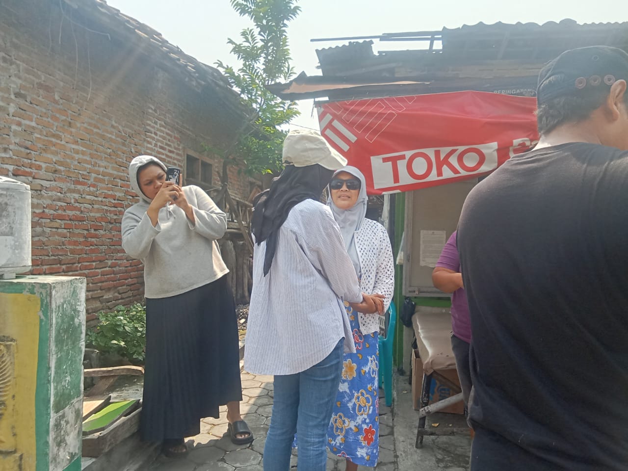 Program Satu Keluarga, Satu Sarjana Paslon FREN Disambut Antusias Warga Kediri