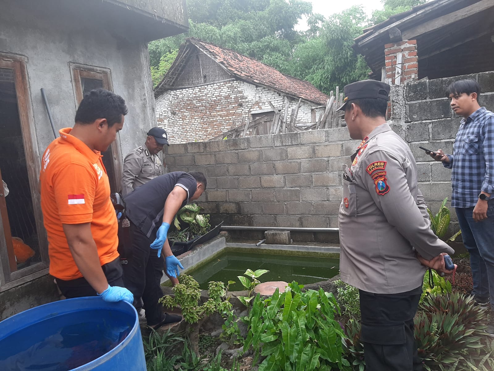 Orang Tua Tidur Siang Balita Kembar di Pace Tewas Tercebur Kolam Ikan di Halaman Rumahnya Sendiri