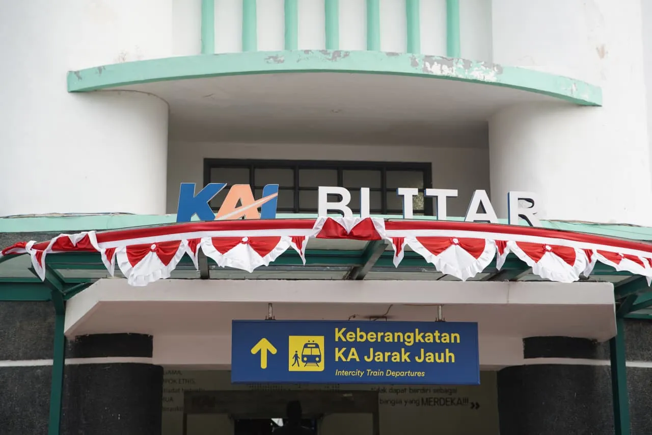 Resmi! Zona Merah Ditiadakan, Ojol Kembali Boleh Jemput Penumpang di Stasiun dan Terminal Blitar