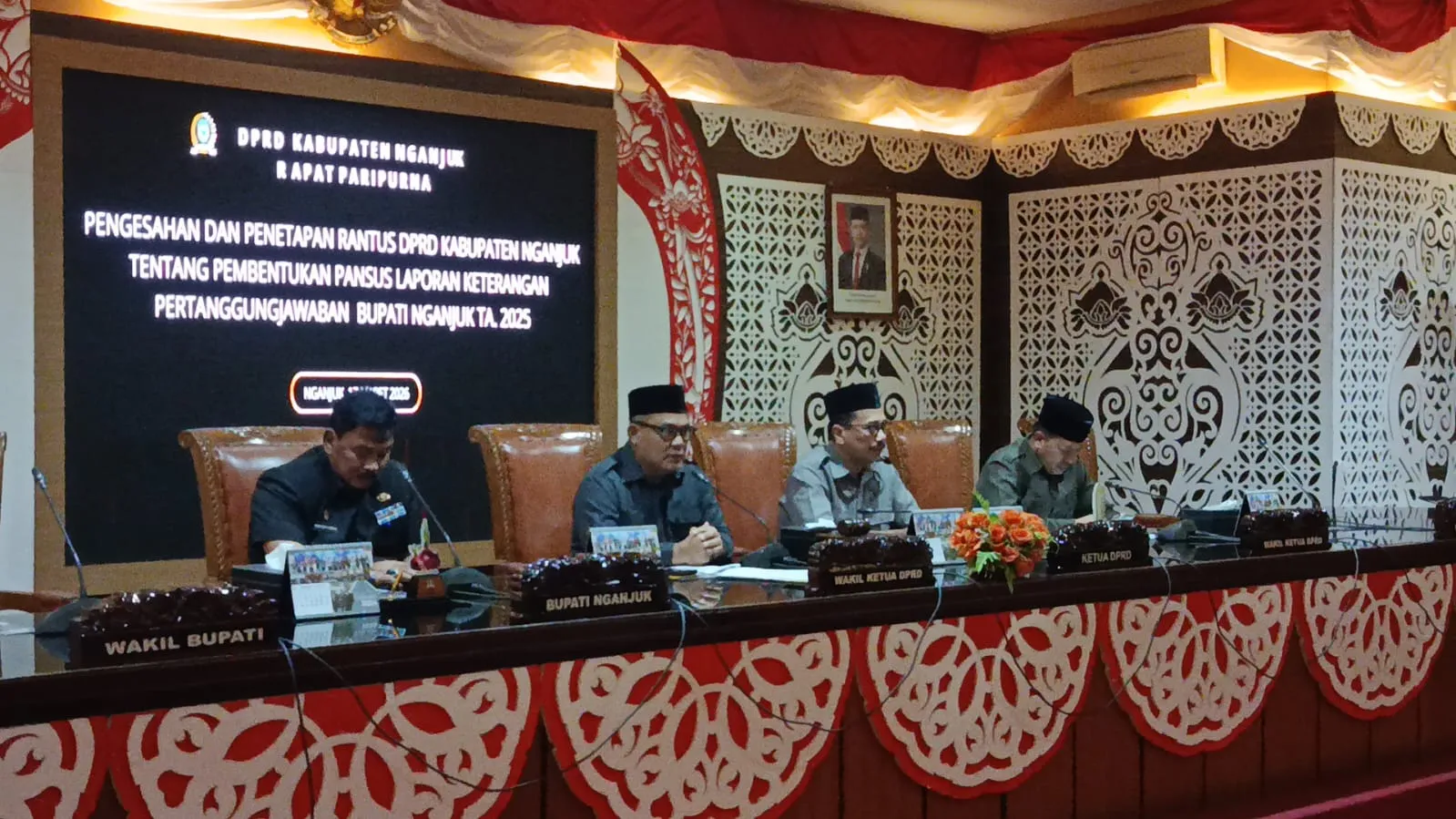 Paripurna, DPRD Nganjuk Sahkan LKPJ Bupati Tahun Anggaran 2025