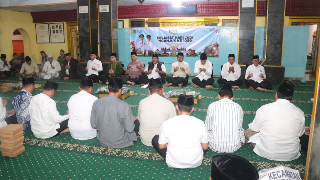 Doa Bersama dan Ziarah Leluhur pada HUT Nganjuk ke 1.089, Kapolres Dukung Penuh Pelestarian Budaya