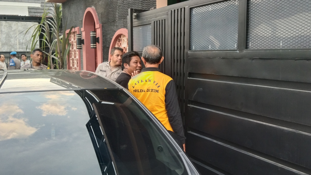 Dibuntuti dari Swalayan, Rahasia Cinta Terlarang Oknum ASN & Polisi Nganjuk Terbongkar