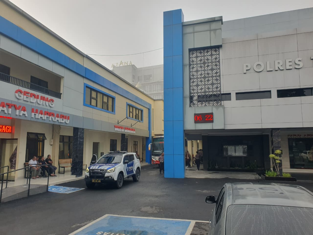 Buntut OTT Bupati, 12 Pejabat Tulungagung Dicecar 12 Jam, Lalu Dibawa ke Juanda