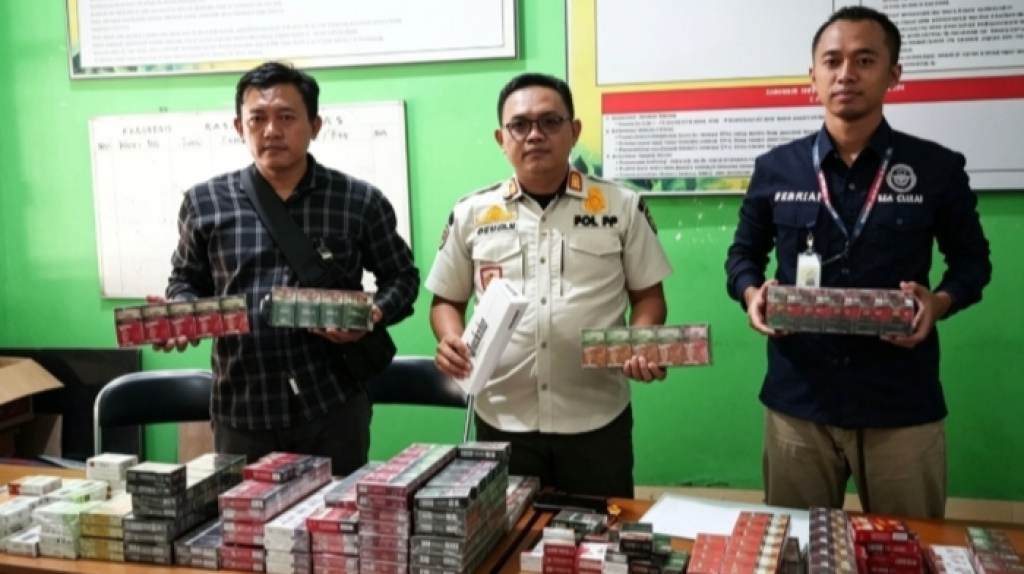 Opsar, Satpol PP dan Bea Cukai Amankan Belasan Ribu Batang di Dua Kecamatan