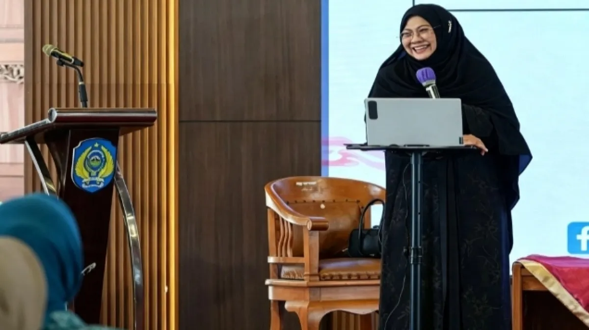 Mendidik Anak Generasi Digital dengan "Soft Touch", dr. Aisyah Dahlan Bongkar Rahasia Otak di Nganjuk