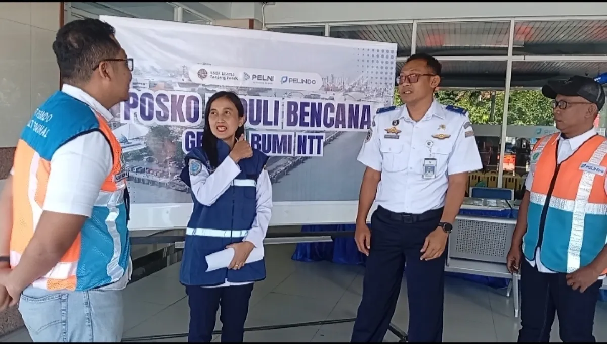 KSOP Tanjung Perak Kirim 15 Ton Logistik Lewat Jalur Laut untuk Korban Gempa NTT