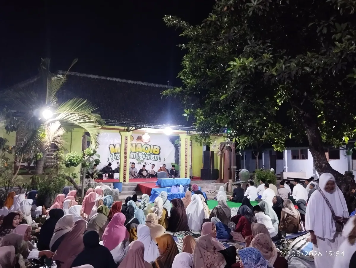 Lautan Jamaah Padati Sambiroto Nganjuk, Puncak PHBN ke-81 Ditutup Pengajian Maulid dan Manaqib Kubro