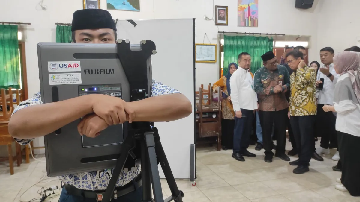 Gebrakan Kemenkes di Ponpes Tebuireng, Boyong Portable X-Ray Canggih, 26 Santri Terdeteksi TB Langsung Diobati Gratis