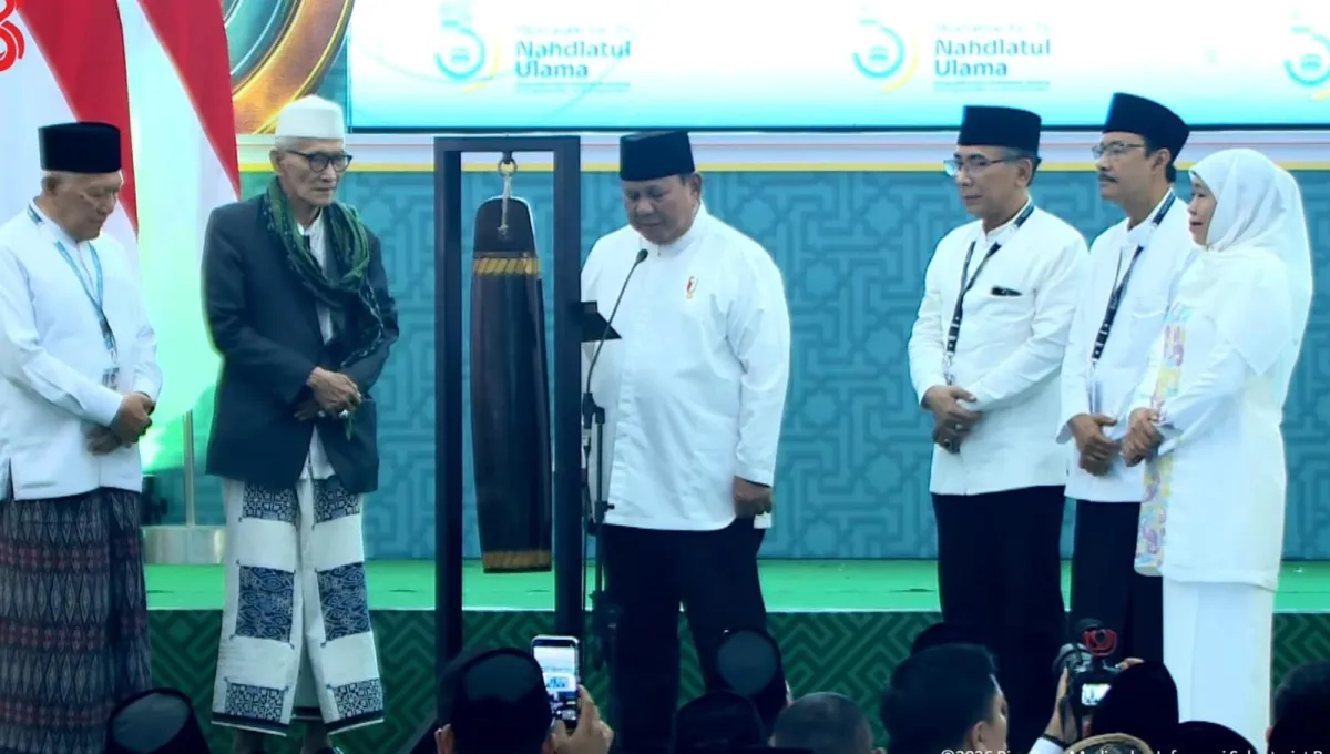 Dapat Kartu Anggota NU, Presiden Prabowo Tutup Muktamar ke-35 di Tambakberas Jombang