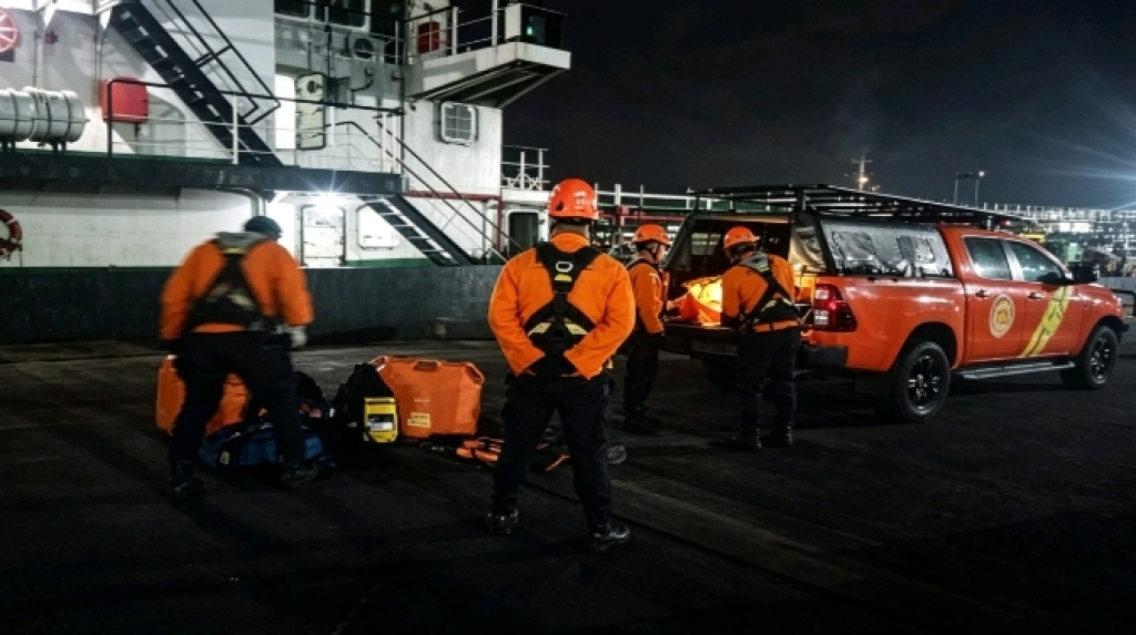 Tragedi Palka Beracun Kapal Hamdan 1, Tim SAR Gabungan Evakuasi Dua ABK Meninggal Dunia