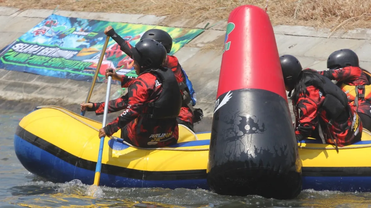 Kejurprov Arung Jeram Jatim 2026 Di Jombang, 28 Tim Unjuk Gigi di Dam Turipinggir Megaluh