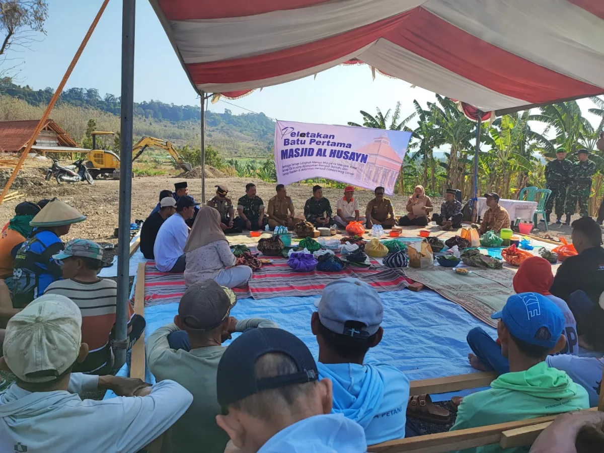 Sentuh Hati Warga Ngluyu, Dandim 0810/Nganjuk Resmikan Awal Pembangunan Masjid Al Husayn