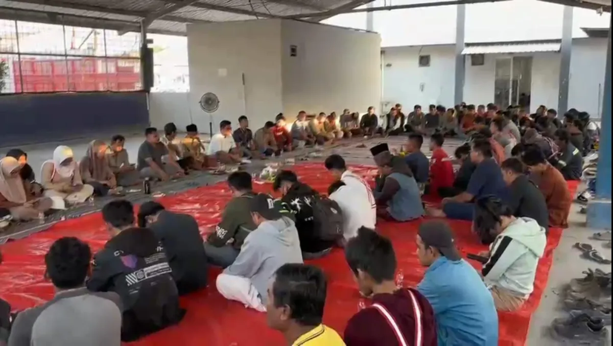 Tragedi Kecelakaan Kerja, Karyawan PT Superior Prima Sukses Tbk Gelar Doa Bersama di 5 Lokasi Pabrik