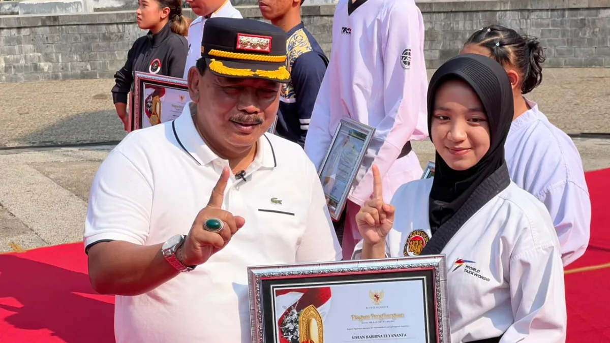 Cetak Atlet Berkarakter Juara, Pemkab Nganjuk Gelar Upacara Haornas 2026 di Alun-Alun